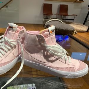 Nike Blazer Mid '77 Vintage WE Shoe